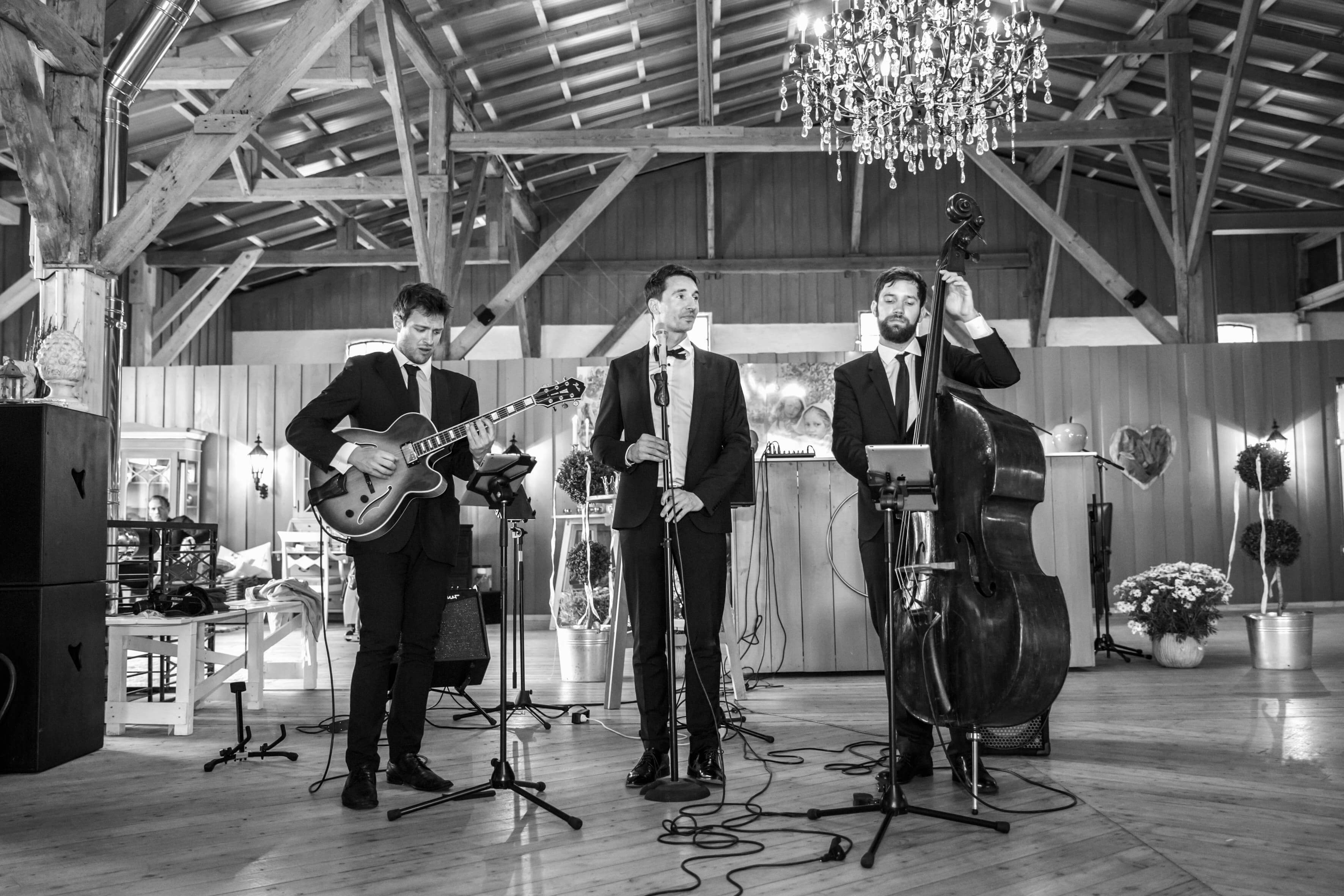 Jazz Trio Jazz Trio bei einem Auftritt